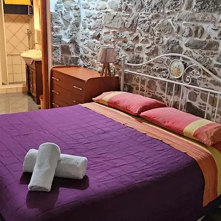 Stone House Villa Montalbano Elicona Exterior photo